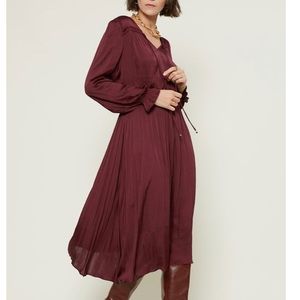 Violette Midi Dress